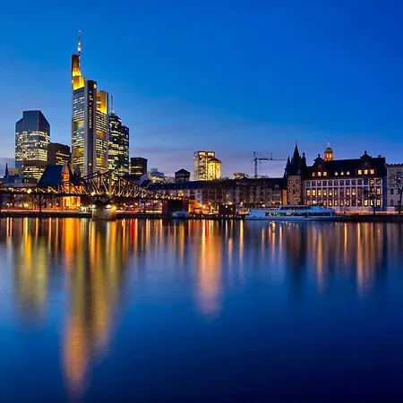 Apart-hotel Star Sachsenhausen 4*