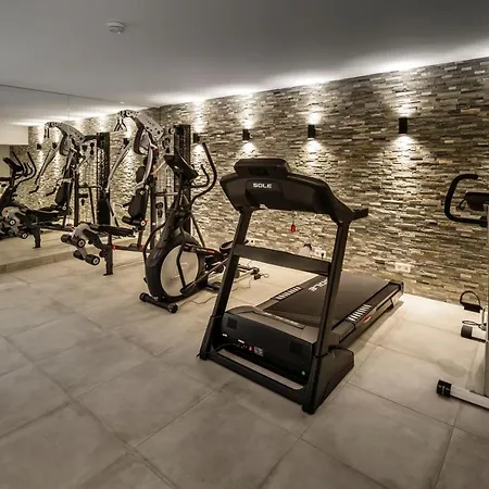 Star Sachsenhausen 美因河畔法兰克福