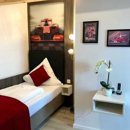 Star Sachsenhausen 美因河畔法兰克福